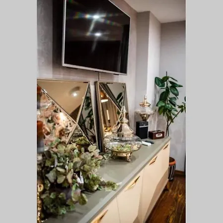 A&k Cozy Art 1 Apartment *